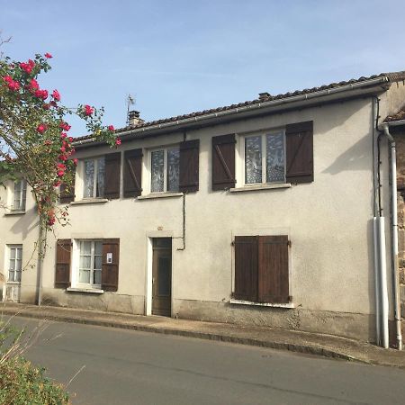 Slashdindonneau Chirac  Exterior photo
